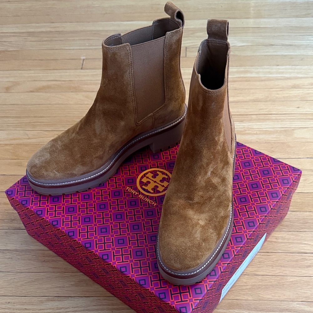 Tory Burch Women’s Tan Suede Chelsea Boots